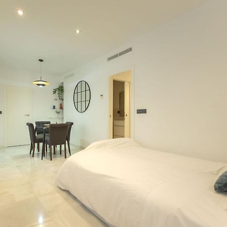Rosario Central Suite Sevilla Exteriör bild