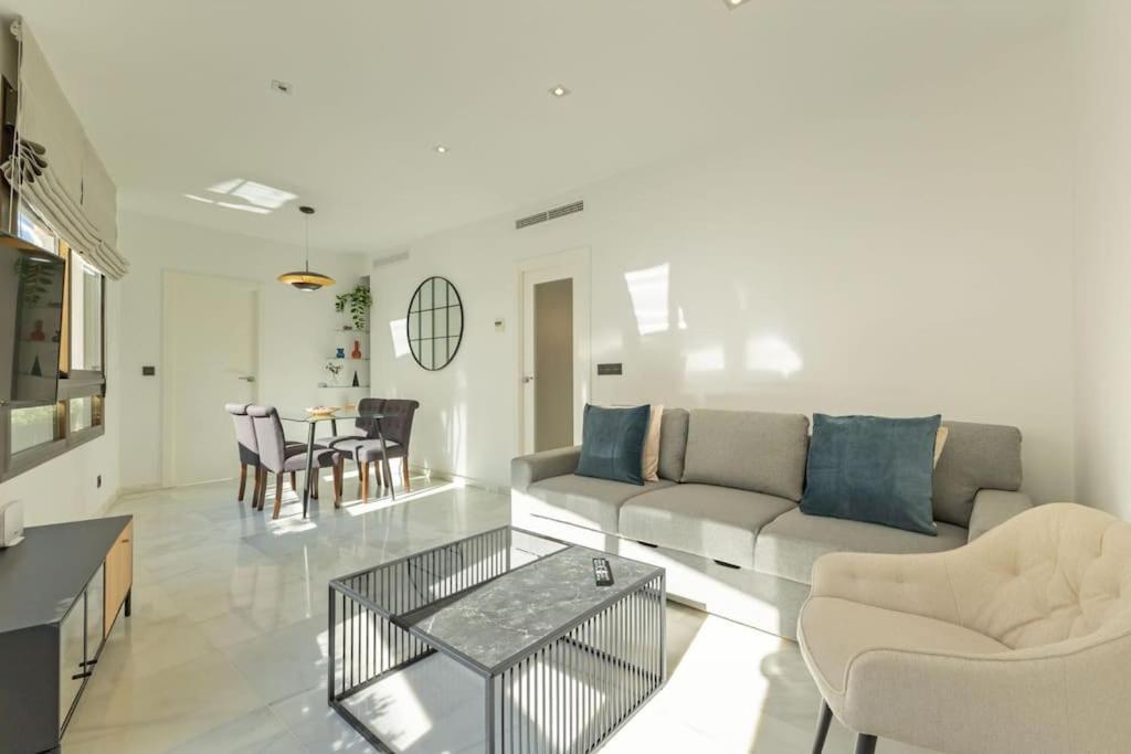Rosario Central Suite Sevilla Exteriör bild