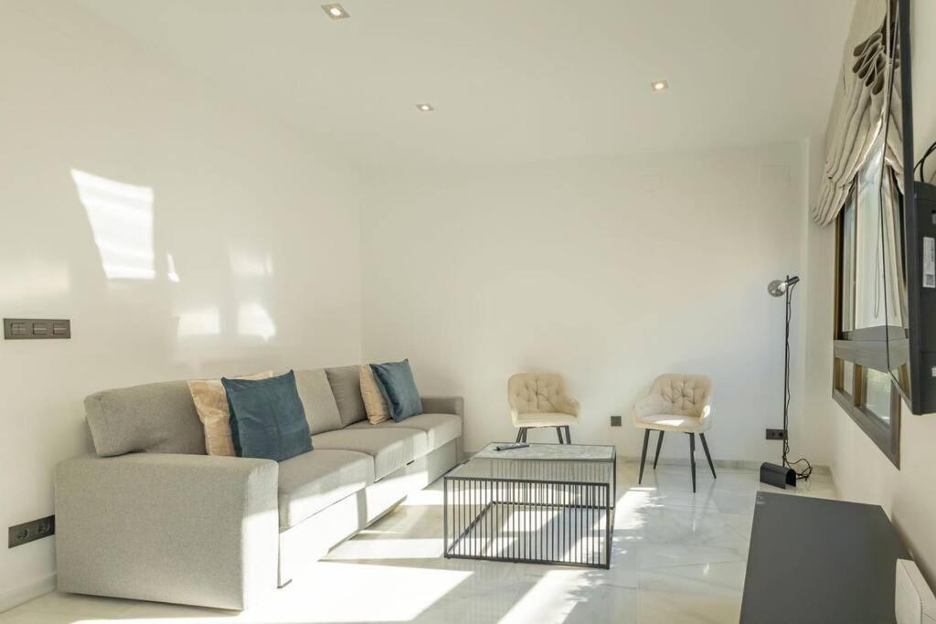 Rosario Central Suite Sevilla Exteriör bild