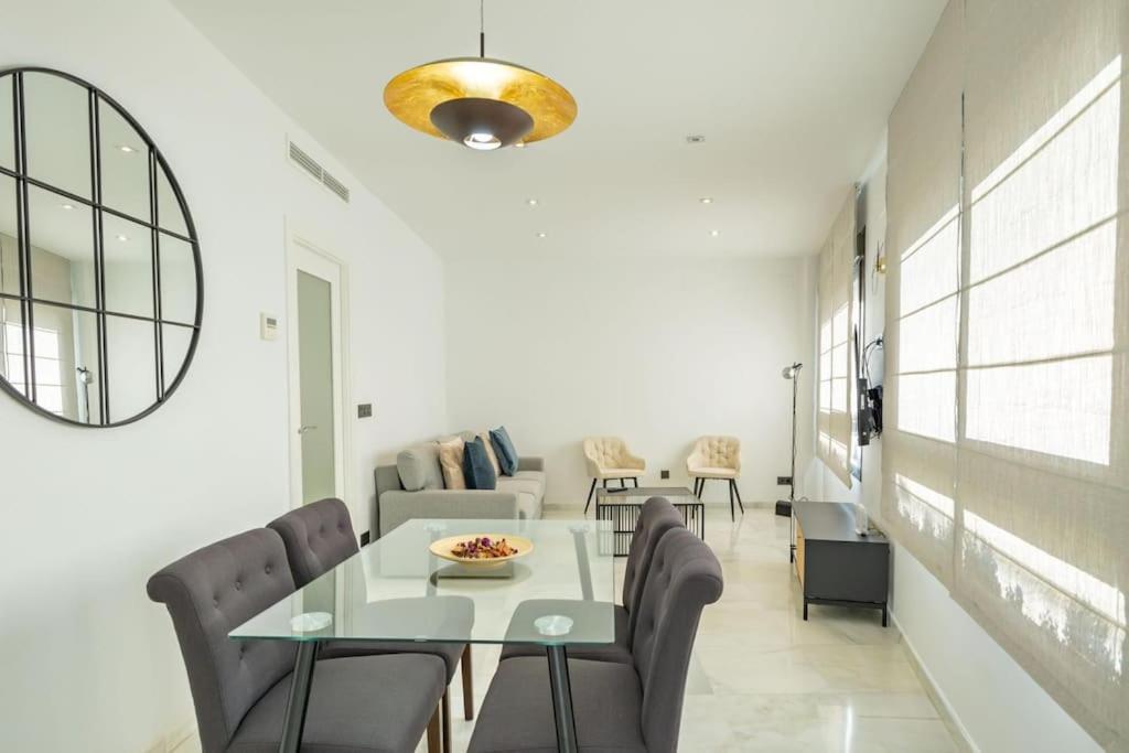Rosario Central Suite Sevilla Exteriör bild